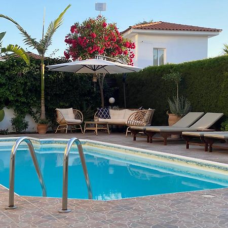 Marinea Beach Villas Klorakas Екстер'єр фото