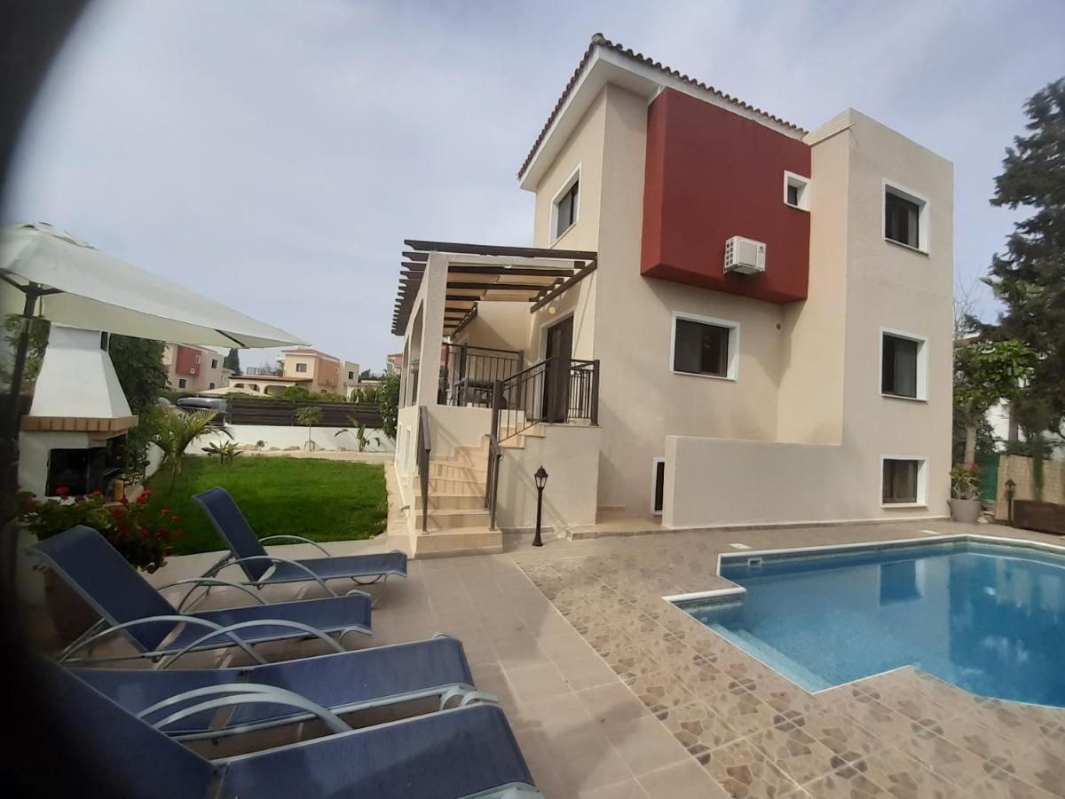 Marinea Beach Villas Klorakas Екстер'єр фото