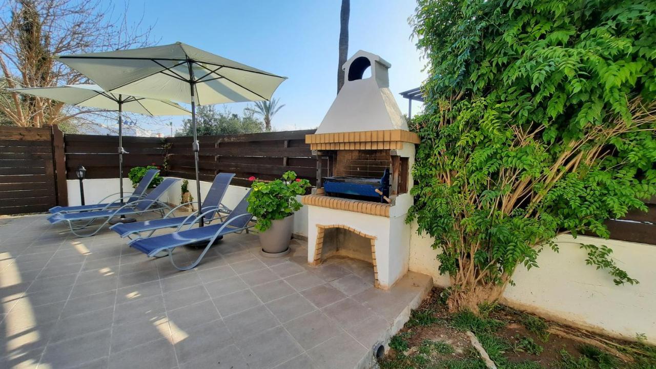Marinea Beach Villas Klorakas Екстер'єр фото