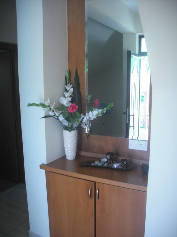 Marinea Beach Villas Klorakas Екстер'єр фото