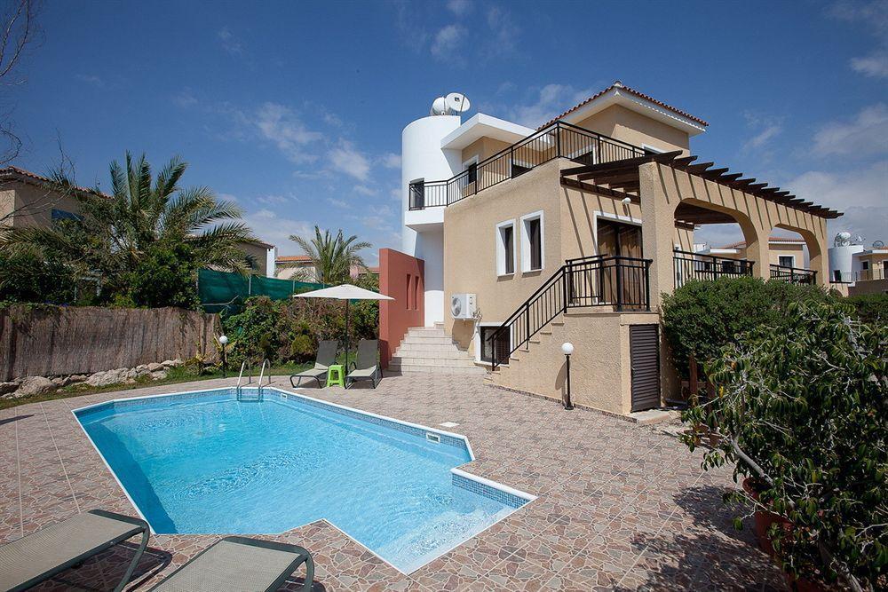 Marinea Beach Villas Klorakas Екстер'єр фото
