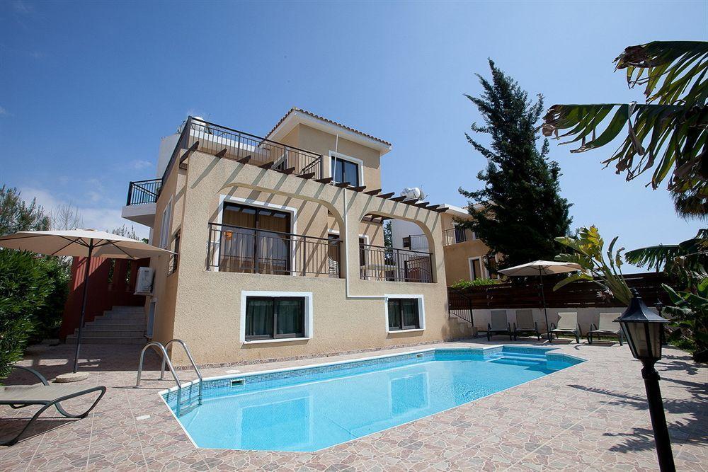 Marinea Beach Villas Klorakas Екстер'єр фото