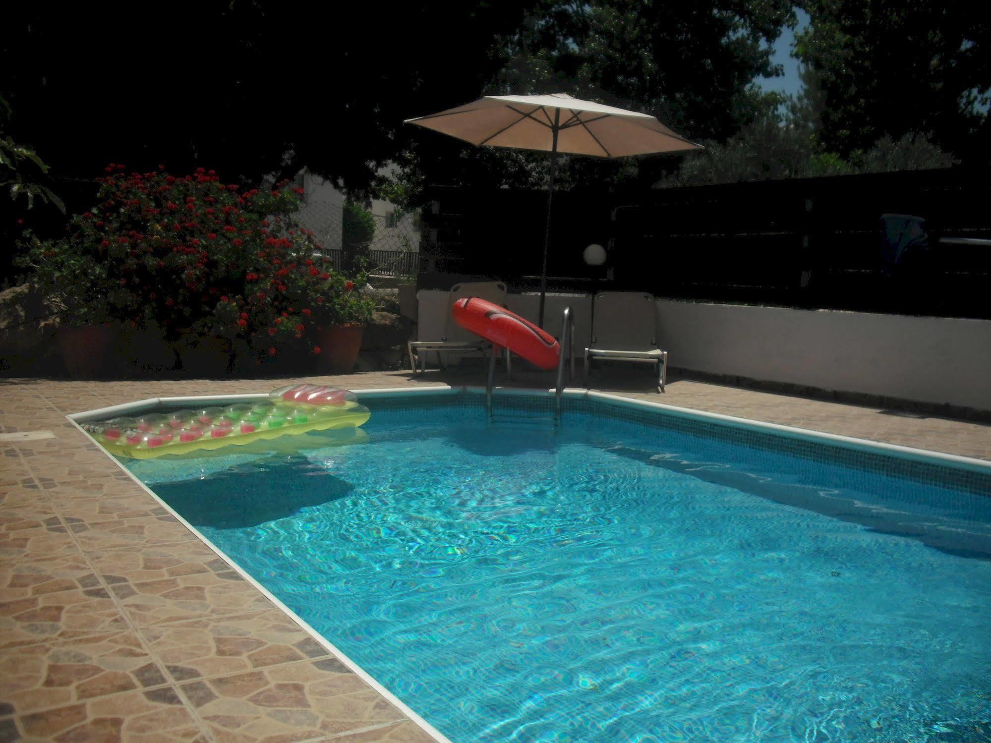 Marinea Beach Villas Klorakas Екстер'єр фото